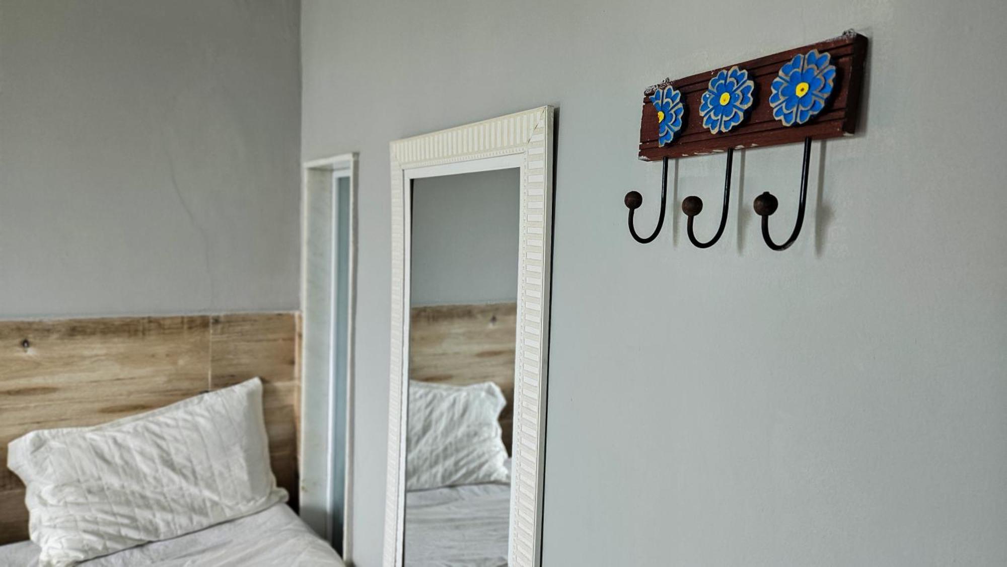Bliss Hotéis Bella Vista Búzios Extérieur photo A wall-mounted coat rack